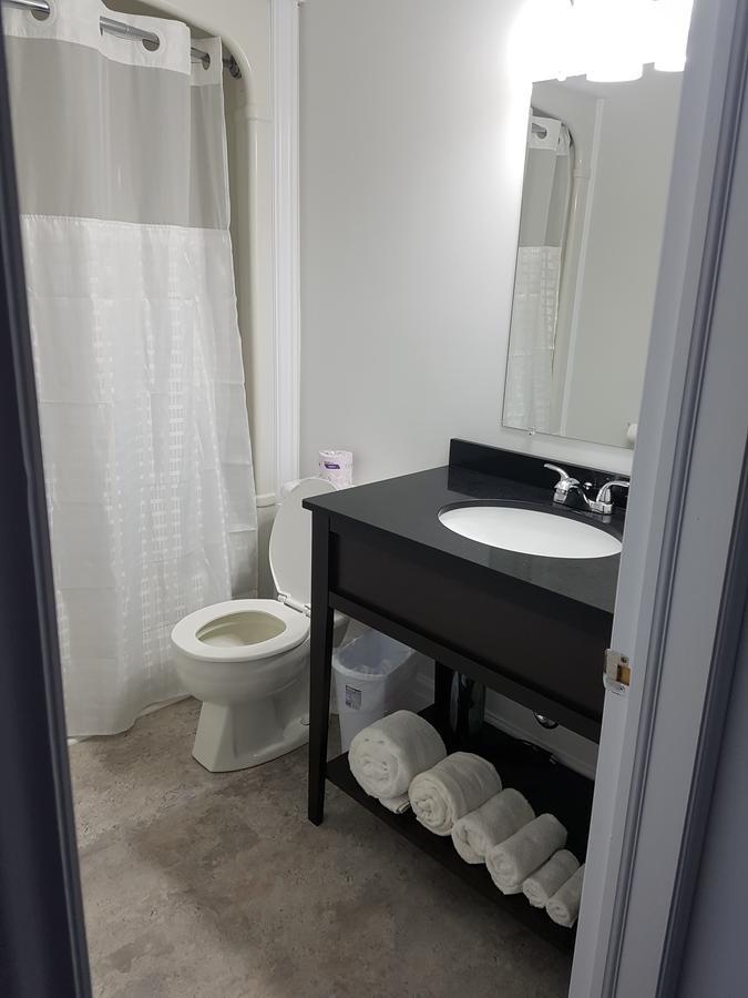 Port Union Seaport Inn מראה חיצוני תמונה